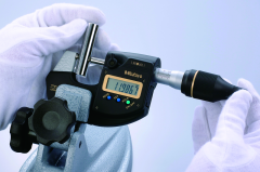 Mitutoyo 293-100-10 Yüksek Doğruluklu Dijital Mikrometre 0-25 mm, Mutlak Digimatic 2